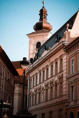 Explorând frumusețea orașelor baroce din România