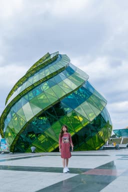 Turism urban: cele mai Instagramabile locuri din București