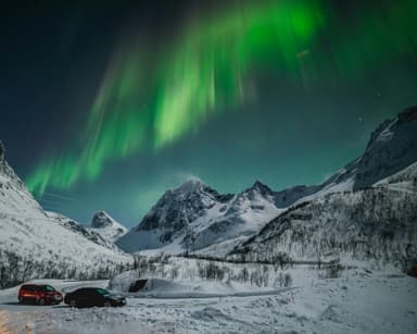 Magia nordului: aurora boreală & trasee arctice