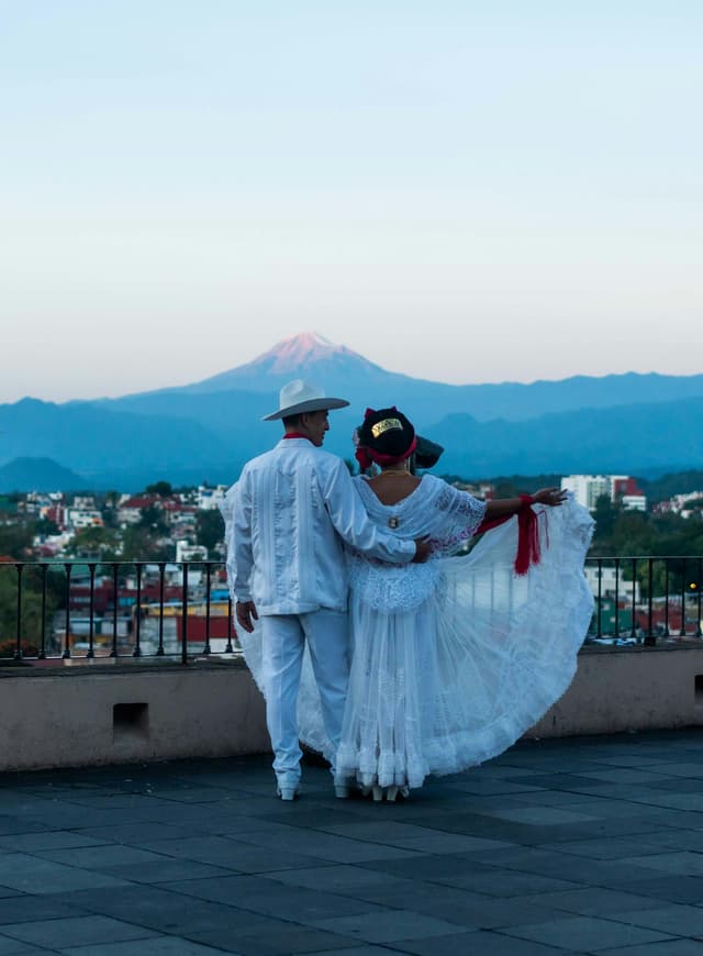 Ținuturi secuiești – cultură și tradiție scenică