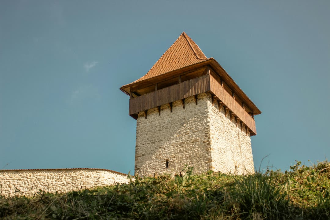 Cetatea Râșnov – merită sau nu timpul și biletul de intrare?