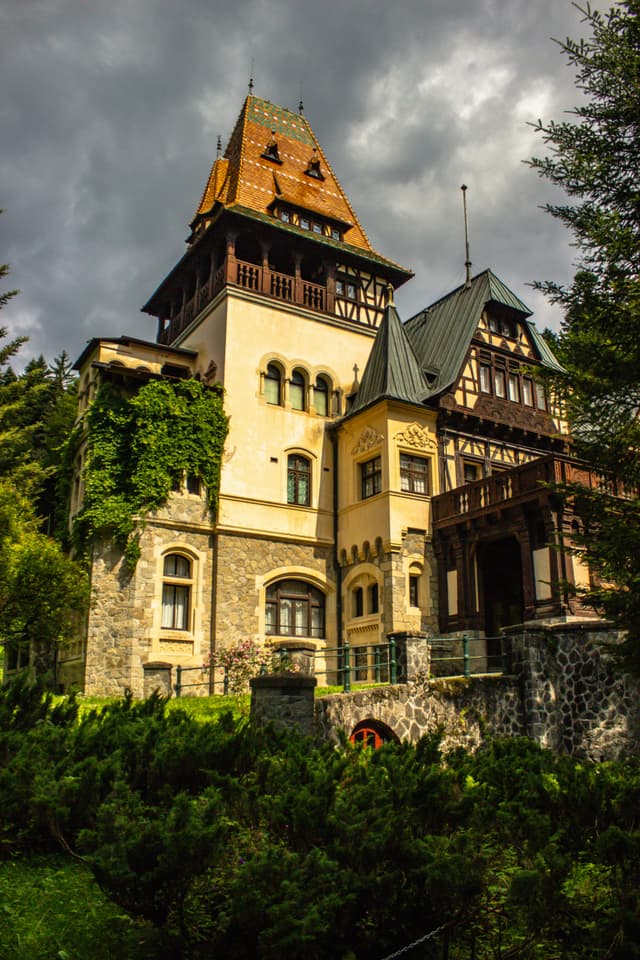 Comori ascunse ale României pentru călătorii curioși