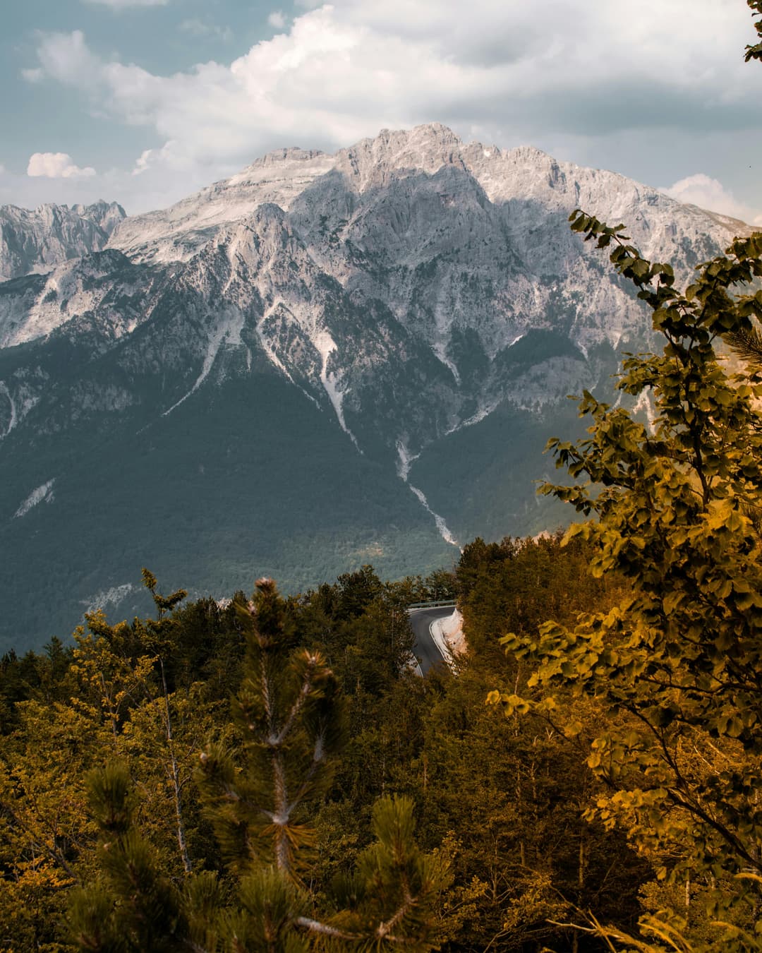 Explorând peisajele spectaculoase ale Munților Făgăraș