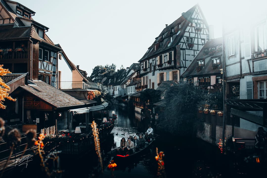 Colmar, Bruges & co: cele mai fermecătoare orașe mici din Europa
