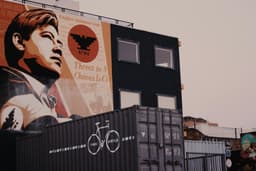 Graffiti tour în Constanța: artă stradală și povești