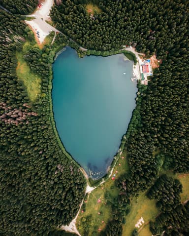 Zone protejate românești – ecoturism strategic
