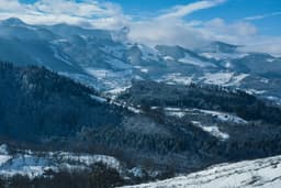 Descoperind frumusețea sălbatică a Munților Ciucaș