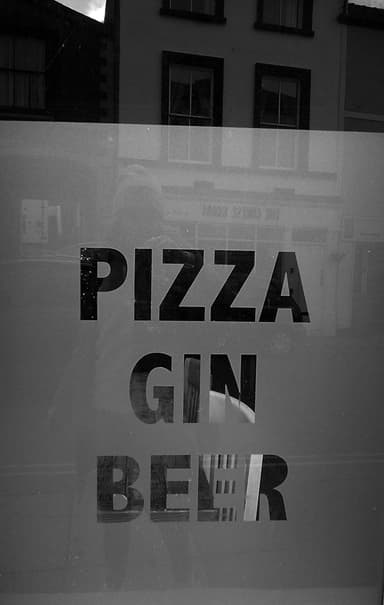 Pizza neagră, bere blondă: matematica gustului