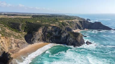 Cât de frumoase sunt, de fapt, plajele din Algarve?