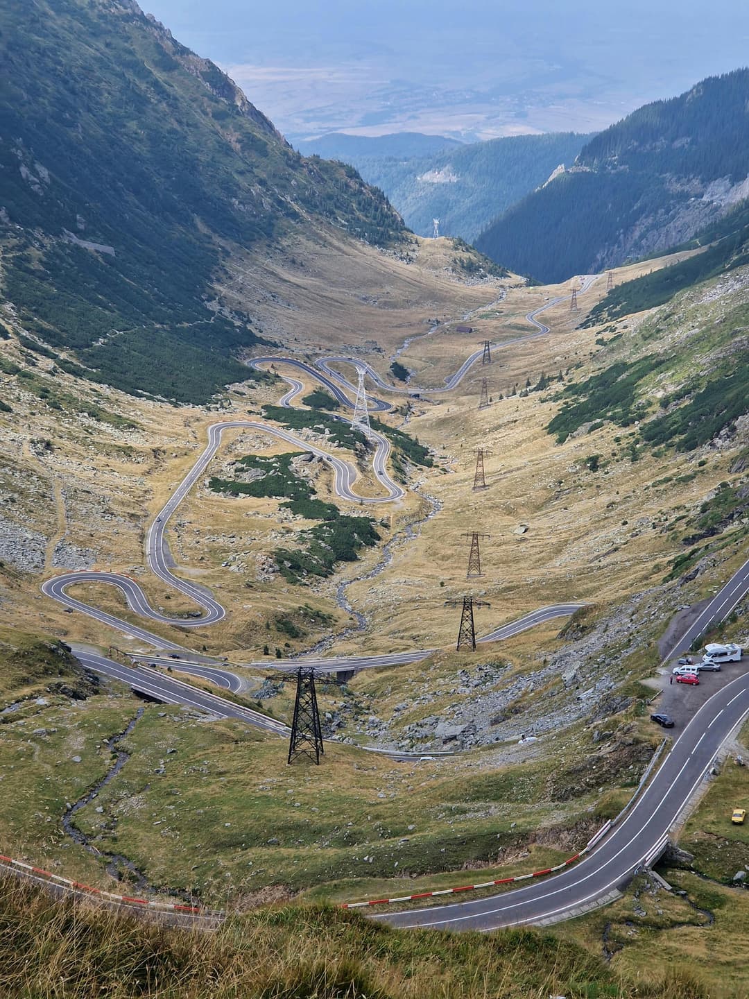 Aventură pe Transalpina: cel mai înalt drum din România