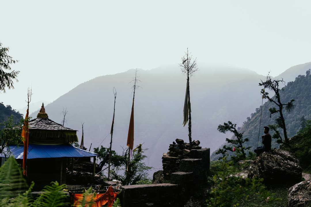 Călătorii spirituale: locuri de pelerinaj și retrageri zen