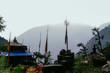 Călătorii spirituale: locuri de pelerinaj și retrageri zen