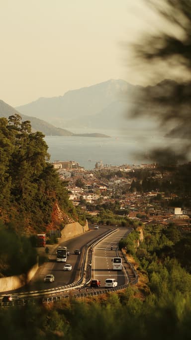 Autostrăzi pitorești care merită traseu scenic