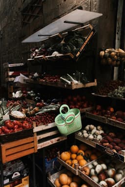 Piețe locale: ce să guști & ce să cumperi