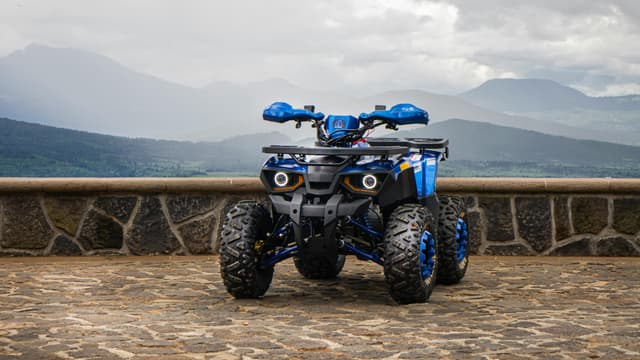 Traseu cu ATV și BBQ la munte