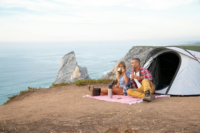 Traseu de o zi la Cazanele Dunării + picnic pe mal