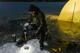 Am pus cortul lângă Lacul Bicaz – jurnal de noapte