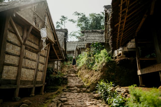 Turism rural autentic – sate tradiționale de explorat